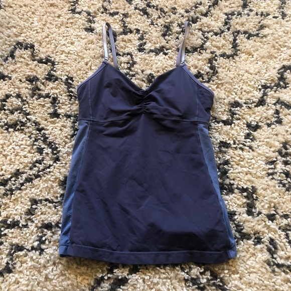 Lululemon purple work out tank - Picture 3 of 4